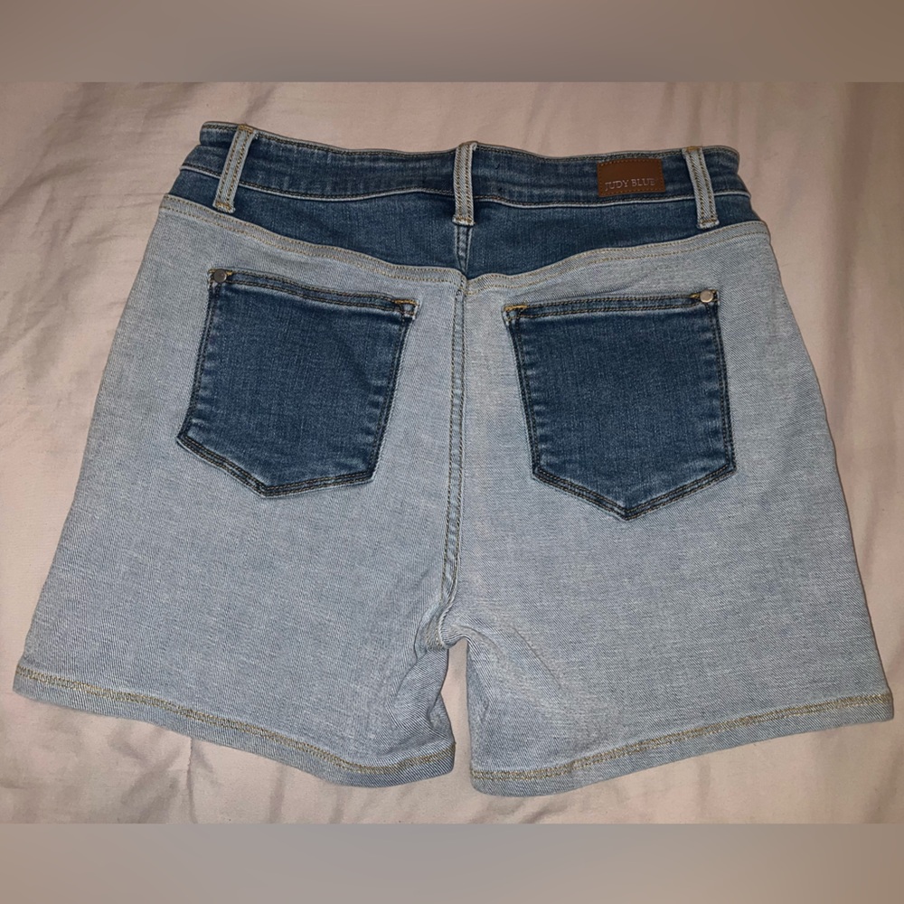 Judy Blue Jean Shorts Light Blue Denim